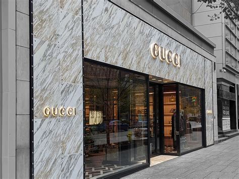 gucci outlet toronto photos|gucci bloor street toronto.